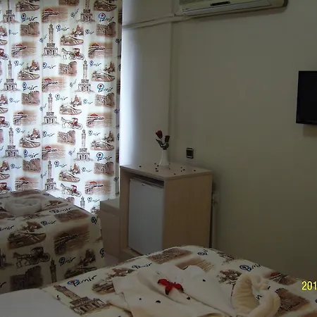 Hotel Izmir 2*