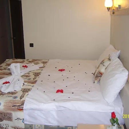 Izmir Otel