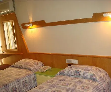 Otel Izmir 2*